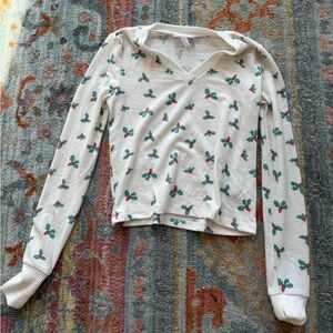 SOFTEST CHRISTMAS PAJAMA SHIRT - WOMEN’S XS - TRENDY GRAPHIC MISTLETOE PRINT